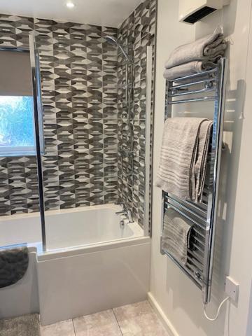 Doc Y Gogledd Apartment Ланели Екстериор снимка